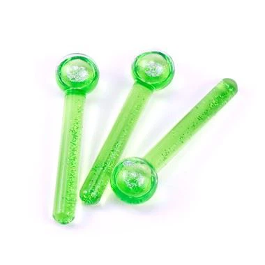 Jahutavad jäärulli pallid näo jaoks