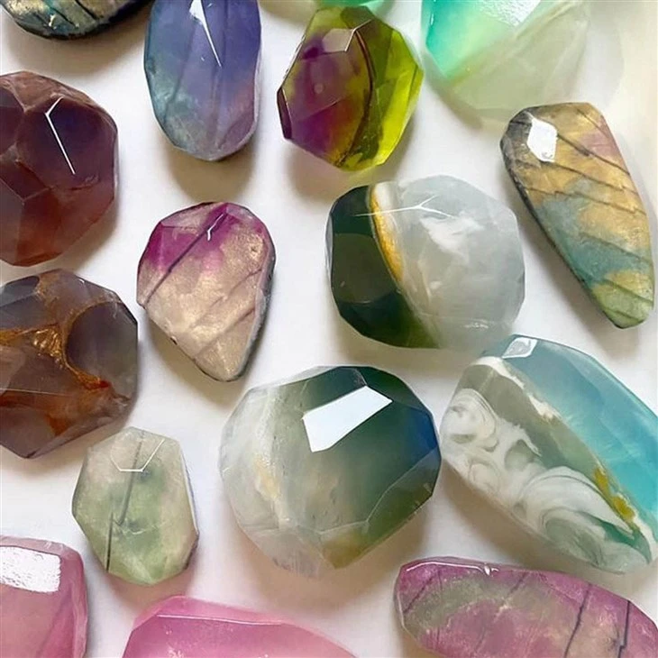 OEM manufacturing Diamond Crystal Rock Soap
